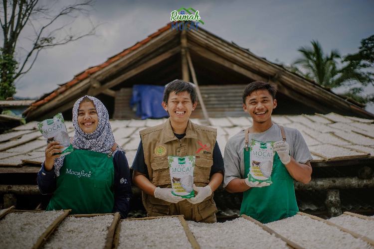 Ayo Vote Rumah Mocaf Indonesia Karya Duta Petani Milenial Kementan di Tiga Besar Anugerah BBI 2020 – JurnalInspirasi.co.id